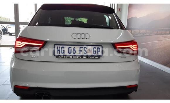Nunua Ilio tumika Audi A1 Nyeupe Gari ndani ya Beitbridge nchini Matabeleland Kusini Nunua Ilio tumika Audi A1 Nyeupe Gari ndani ya Beitbridge nchini Matabeleland Kusini