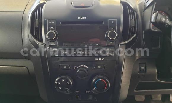 Acheter Occasion Voiture Isuzu KB Gris à Beitbridge, Matabeleland South Acheter Occasion Voiture Isuzu KB Gris à Beitbridge, Matabeleland South