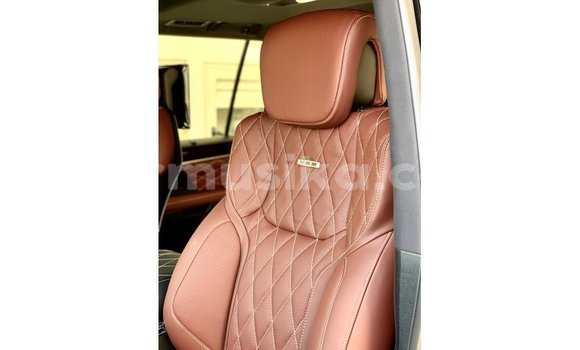 Acheter Import Voiture Lexus LX Noir à Import - Dubai, Harare Acheter Import Voiture Lexus LX Noir à Import - Dubai, Harare