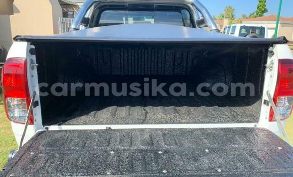 Acheter Occasion Voiture Toyota Hilux Blanc à Beitbridge, Matabeleland South Acheter Occasion Voiture Toyota Hilux Blanc à Beitbridge, Matabeleland South