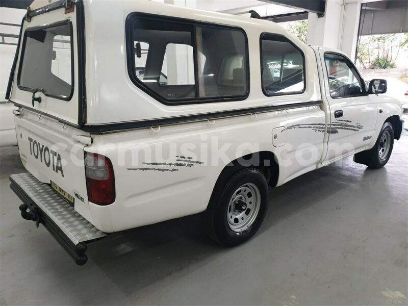 Big with watermark toyota hilux matabeleland south beitbridge 8842