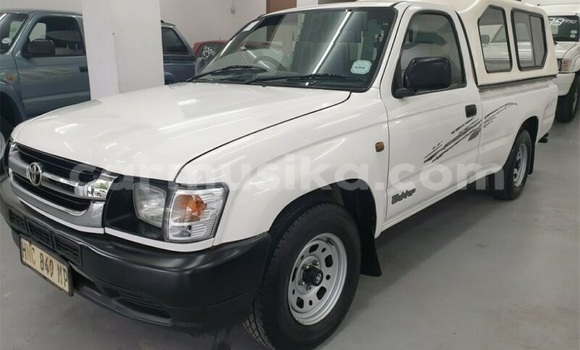 Acheter Occasion Voiture Toyota Hilux Blanc à Beitbridge, Matabeleland South Acheter Occasion Voiture Toyota Hilux Blanc à Beitbridge, Matabeleland South