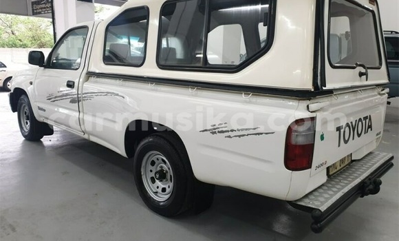 Acheter Occasion Voiture Toyota Hilux Blanc à Beitbridge, Matabeleland South Acheter Occasion Voiture Toyota Hilux Blanc à Beitbridge, Matabeleland South