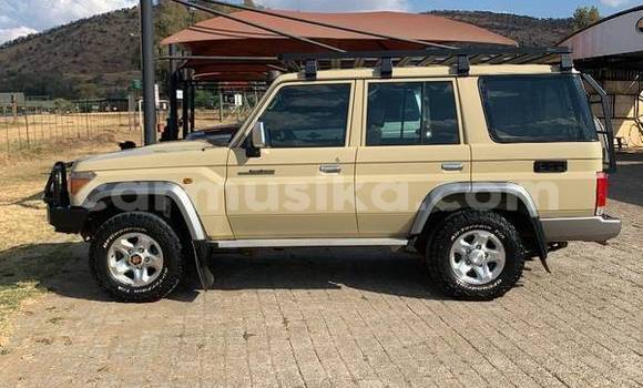 Acheter Occasion Voiture Toyota Land Cruiser Autre à Beitbridge, Matabeleland South Acheter Occasion Voiture Toyota Land Cruiser Autre à Beitbridge, Matabeleland South