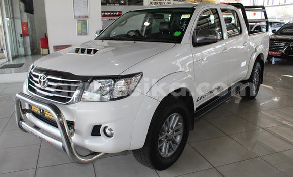 Acheter Occasion Voiture Toyota Hilux Blanc à Harare, Harare Acheter Occasion Voiture Toyota Hilux Blanc à Harare, Harare