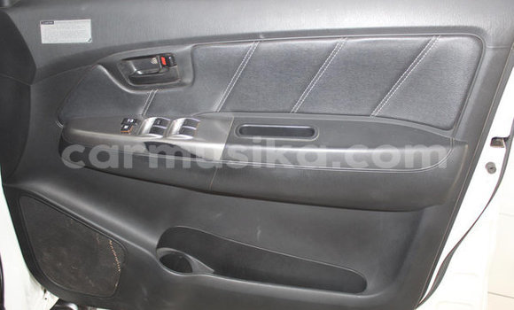 Acheter Occasion Voiture Toyota Hilux Blanc à Harare, Harare Acheter Occasion Voiture Toyota Hilux Blanc à Harare, Harare