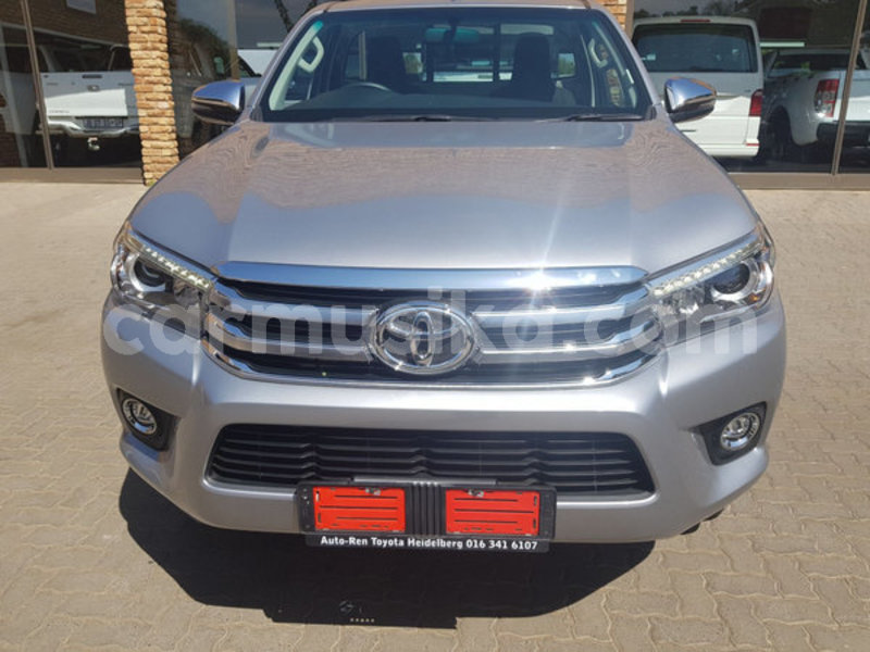 Big with watermark toyota hilux matabeleland south beitbridge 8858