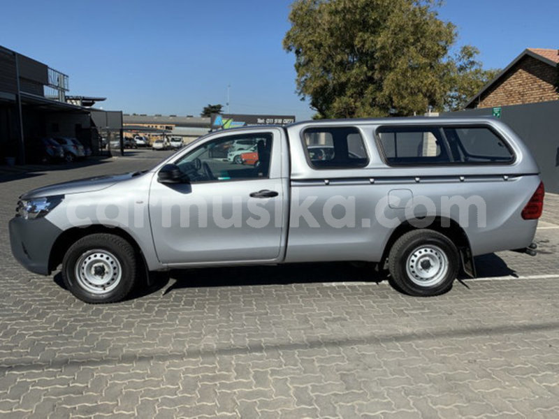 Big with watermark toyota hilux matabeleland south beitbridge 8860