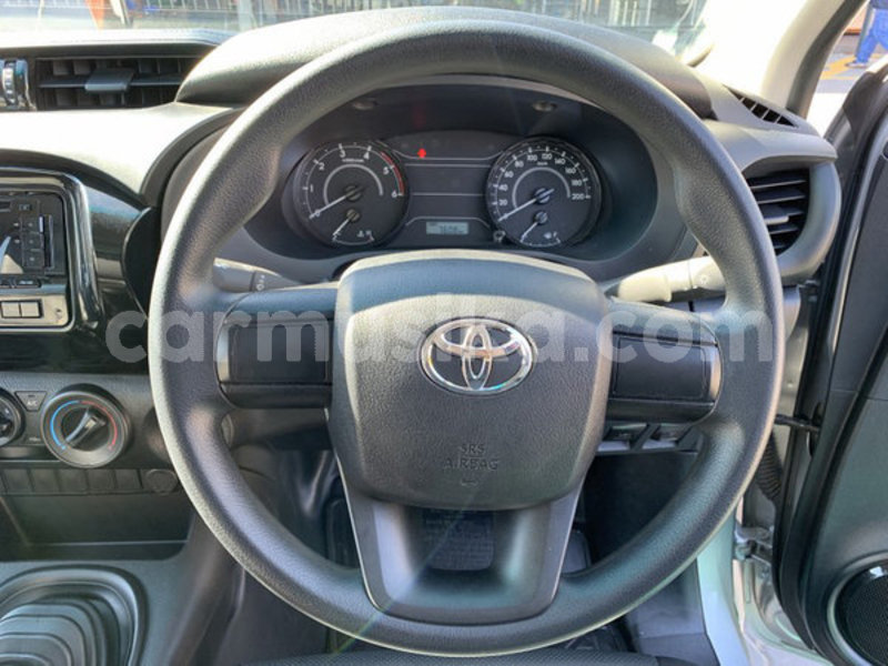 Big with watermark toyota hilux matabeleland south beitbridge 8860