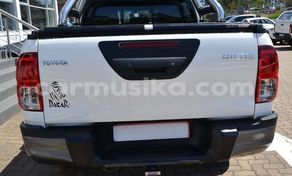 Acheter Occasion Voiture Toyota Hilux Blanc à Beitbridge, Matabeleland South Acheter Occasion Voiture Toyota Hilux Blanc à Beitbridge, Matabeleland South