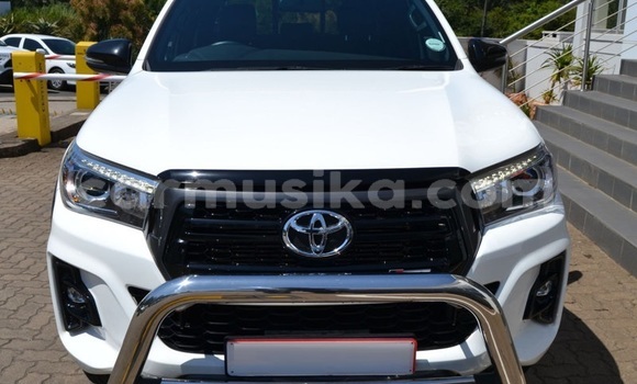 Acheter Occasion Voiture Toyota Hilux Blanc à Beitbridge, Matabeleland South Acheter Occasion Voiture Toyota Hilux Blanc à Beitbridge, Matabeleland South