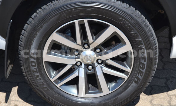 Acheter Occasion Voiture Toyota Hilux Blanc à Beitbridge, Matabeleland South Acheter Occasion Voiture Toyota Hilux Blanc à Beitbridge, Matabeleland South