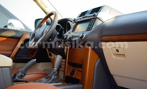 Tenga Imported Toyota Prado Chena Mota in Import - Dubai in Harare Tenga Imported Toyota Prado Chena Mota in Import - Dubai in Harare