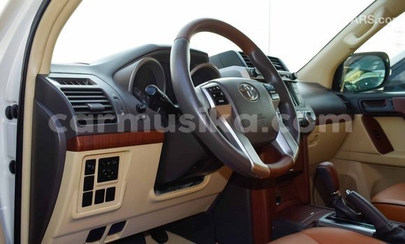 Tenga Imported Toyota Prado Chena Mota in Import - Dubai in Harare Tenga Imported Toyota Prado Chena Mota in Import - Dubai in Harare