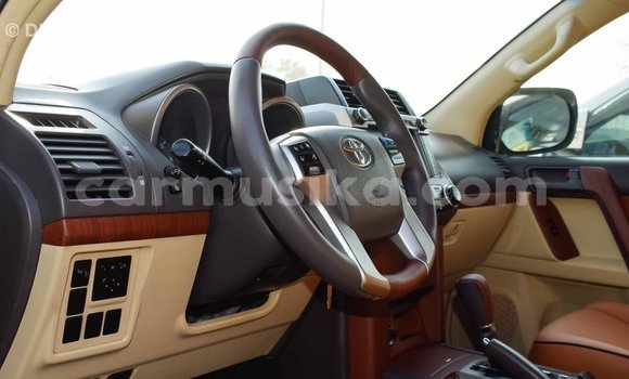 Tenga Imported Toyota Prado Chena Mota in Import - Dubai in Harare Tenga Imported Toyota Prado Chena Mota in Import - Dubai in Harare