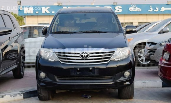 Acheter Import Voiture Toyota Fortuner Noir à Import - Dubai, Harare Acheter Import Voiture Toyota Fortuner Noir à Import - Dubai, Harare