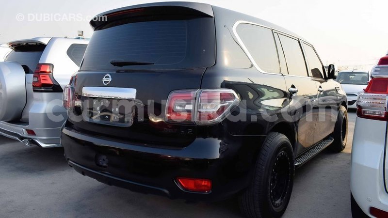 Big with watermark nissan patrol harare import dubai 8870