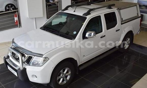 Acheter Occasion Voiture Nissan Navara Blanc à Harare, Harare Acheter Occasion Voiture Nissan Navara Blanc à Harare, Harare