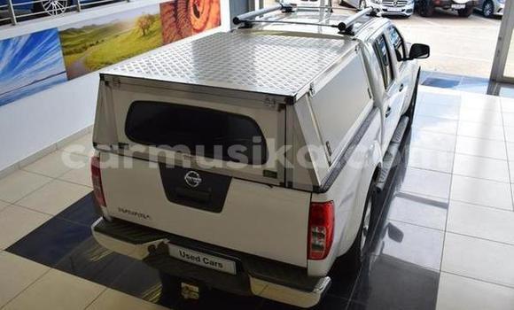 Acheter Occasion Voiture Nissan Navara Blanc à Harare, Harare Acheter Occasion Voiture Nissan Navara Blanc à Harare, Harare