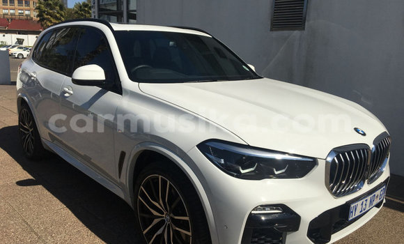 Buy Used BMW X5 White Car in Beitbridge in Matabeleland South Buy Used BMW X5 White Car in Beitbridge in Matabeleland South