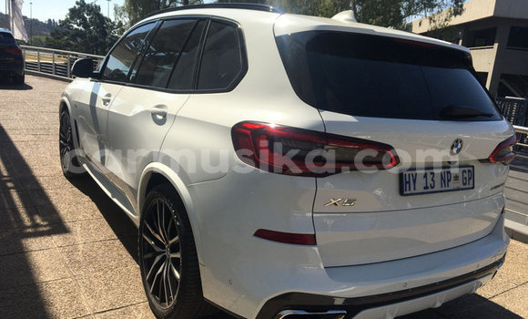 Buy Used BMW X5 White Car in Beitbridge in Matabeleland South Buy Used BMW X5 White Car in Beitbridge in Matabeleland South