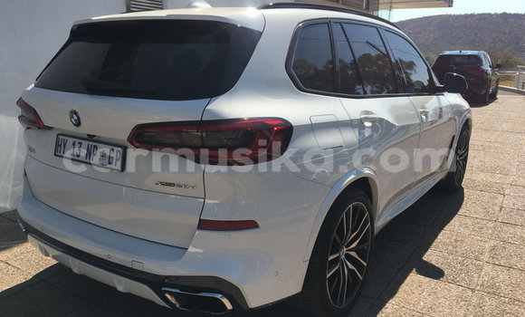 Buy Used BMW X5 White Car in Beitbridge in Matabeleland South Buy Used BMW X5 White Car in Beitbridge in Matabeleland South