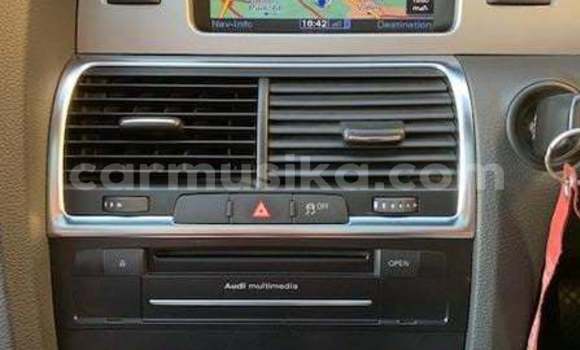 Buy Used Audi Q7 Silver Car in Beitbridge in Matabeleland South Buy Used Audi Q7 Silver Car in Beitbridge in Matabeleland South