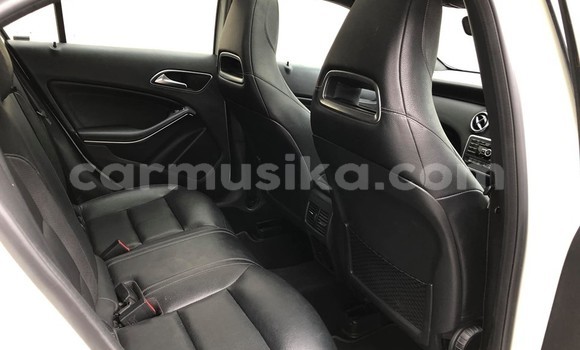 Acheter Occasion Voiture Mercedes‒Benz A–Class Blanc à Beitbridge, Matabeleland South Acheter Occasion Voiture Mercedes‒Benz A–Class Blanc à Beitbridge, Matabeleland South