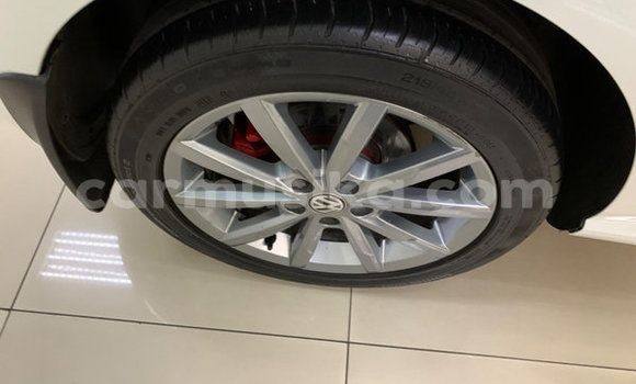 Acheter Occasion Voiture Volkswagen Polo Blanc à Beitbridge, Matabeleland South Acheter Occasion Voiture Volkswagen Polo Blanc à Beitbridge, Matabeleland South