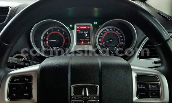 Tenga Tsaru Dodge Journey Tsvuku Mota in Beitbridge in Matabeleland South Tenga Tsaru Dodge Journey Tsvuku Mota in Beitbridge in Matabeleland South