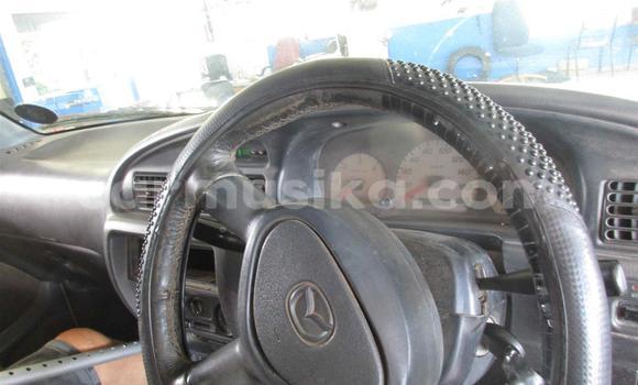 Acheter Occasion Voiture Mazda 1000 Blanc à Beitbridge, Matabeleland South Acheter Occasion Voiture Mazda 1000 Blanc à Beitbridge, Matabeleland South