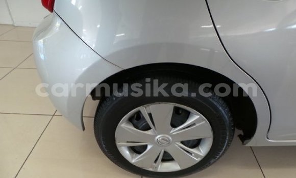 Tenga Tsaru Nissan March Sirivha Mota in Beitbridge in Matabeleland South Tenga Tsaru Nissan March Sirivha Mota in Beitbridge in Matabeleland South