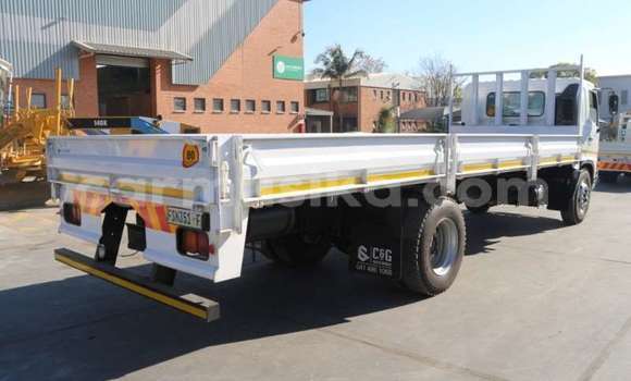 Acheter Occasion Voiture Haima Freema Blanc à Beitbridge, Matabeleland South Acheter Occasion Voiture Haima Freema Blanc à Beitbridge, Matabeleland South