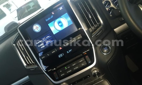 Acheter Occasion Voiture Toyota Land Cruiser Prado Beige à Beitbridge, Matabeleland South Acheter Occasion Voiture Toyota Land Cruiser Prado Beige à Beitbridge, Matabeleland South