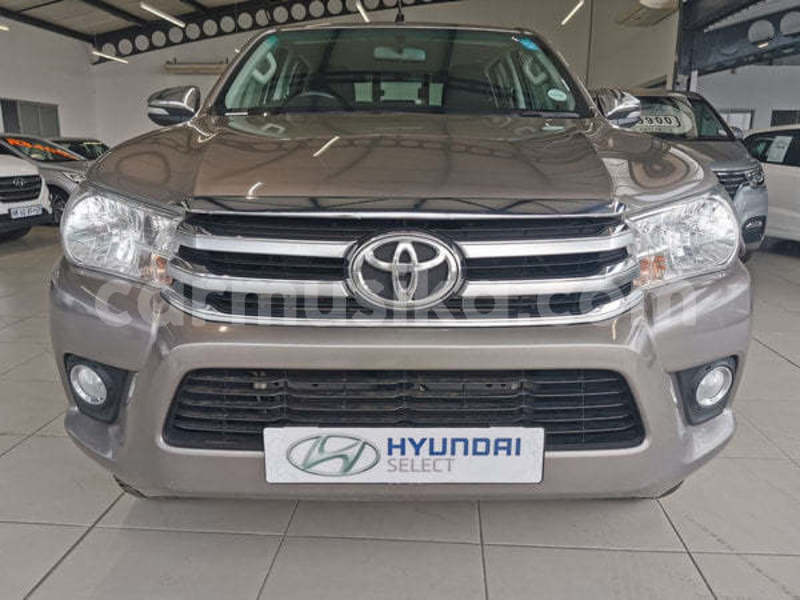 Big with watermark toyota hilux matabeleland south beitbridge 8922