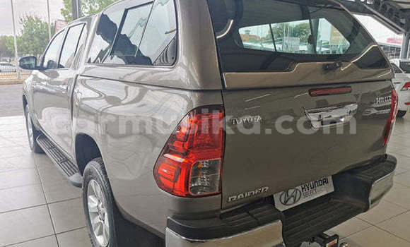 Acheter Occasion Voiture Toyota Hilux Gris à Beitbridge, Matabeleland South Acheter Occasion Voiture Toyota Hilux Gris à Beitbridge, Matabeleland South