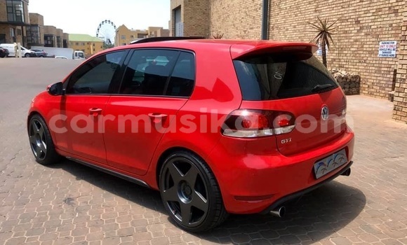 Nunua Ilio tumika Volkswagen Golf GTI Nyekundu Gari ndani ya Beitbridge nchini Matabeleland Kusini Nunua Ilio tumika Volkswagen Golf GTI Nyekundu Gari ndani ya Beitbridge nchini Matabeleland Kusini