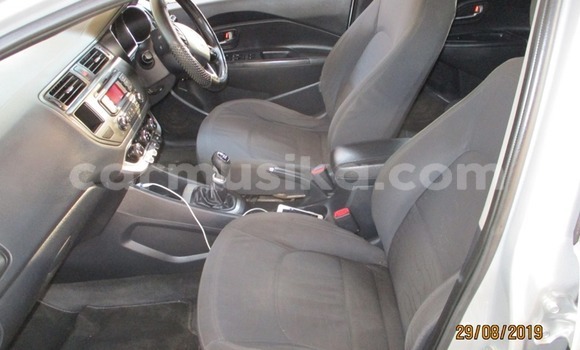Buy Used Kia Rio Silver Car in Beitbridge in Matabeleland South Buy Used Kia Rio Silver Car in Beitbridge in Matabeleland South
