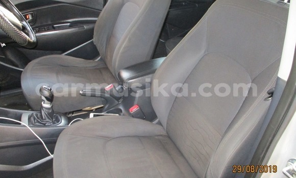 Buy Used Kia Rio Silver Car in Beitbridge in Matabeleland South Buy Used Kia Rio Silver Car in Beitbridge in Matabeleland South