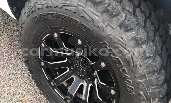 Acheter Occasion Voiture Toyota Hilux Blanc à Beitbridge, Matabeleland South Acheter Occasion Voiture Toyota Hilux Blanc à Beitbridge, Matabeleland South