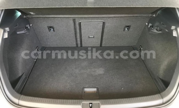 Acheter Occasion Voiture Volkswagen Golf R Blanc à Beitbridge, Matabeleland South Acheter Occasion Voiture Volkswagen Golf R Blanc à Beitbridge, Matabeleland South