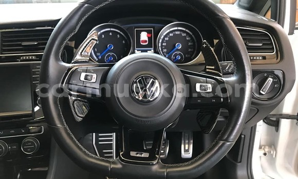 Acheter Occasion Voiture Volkswagen Golf R Blanc à Beitbridge, Matabeleland South Acheter Occasion Voiture Volkswagen Golf R Blanc à Beitbridge, Matabeleland South