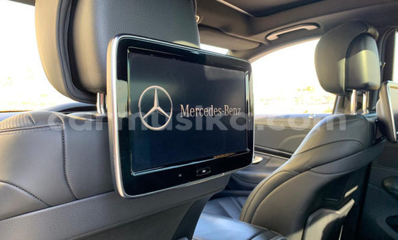 Acheter Occasion Voiture Mercedes‒Benz 250 Gris à Beitbridge, Matabeleland South Acheter Occasion Voiture Mercedes‒Benz 250 Gris à Beitbridge, Matabeleland South