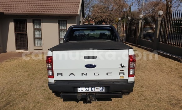 Buy Used Ford Ranger White Car in Beitbridge in Matabeleland South Buy Used Ford Ranger White Car in Beitbridge in Matabeleland South