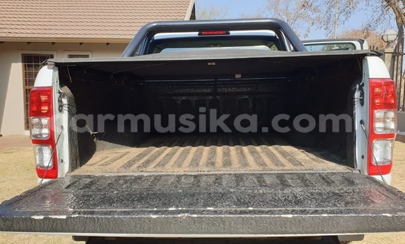 Buy Used Ford Ranger White Car in Beitbridge in Matabeleland South Buy Used Ford Ranger White Car in Beitbridge in Matabeleland South