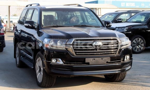 Acheter Import Voiture Toyota Land Cruiser Noir à Import - Dubai, Harare Acheter Import Voiture Toyota Land Cruiser Noir à Import - Dubai, Harare