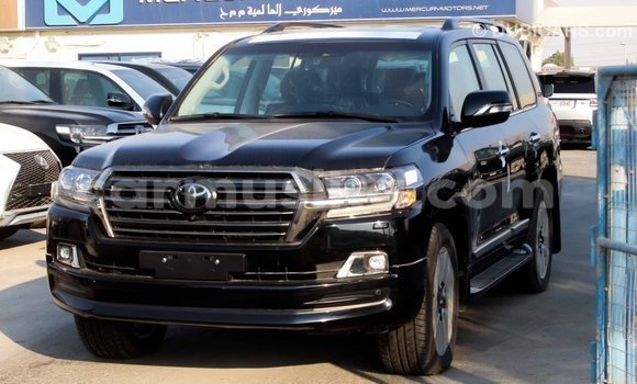Acheter Import Voiture Toyota Land Cruiser Noir à Import - Dubai, Harare Acheter Import Voiture Toyota Land Cruiser Noir à Import - Dubai, Harare