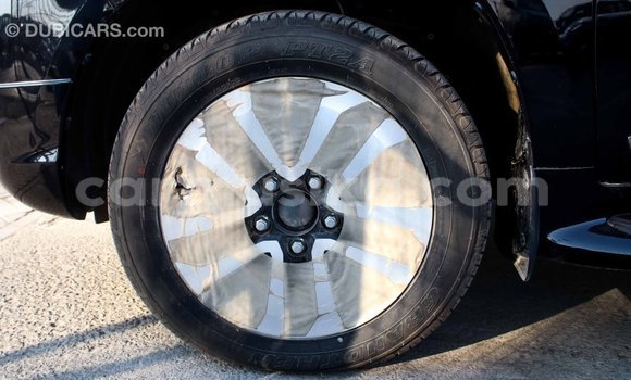 Acheter Import Voiture Toyota Land Cruiser Noir à Import - Dubai, Harare Acheter Import Voiture Toyota Land Cruiser Noir à Import - Dubai, Harare