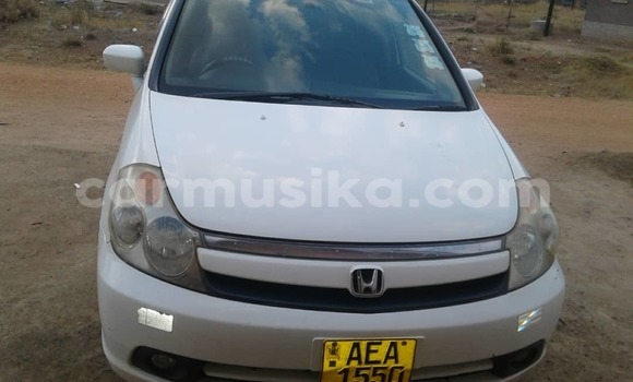 Tenga Tsaru Honda Stream Chena Mota in Gweru in Midlands Tenga Tsaru Honda Stream Chena Mota in Gweru in Midlands