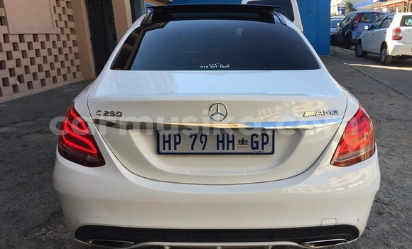 Acheter Occasion Voiture Mercedes‒Benz CLA-klasse AMG Blanc à Beitbridge, Matabeleland South Acheter Occasion Voiture Mercedes‒Benz CLA-klasse AMG Blanc à Beitbridge, Matabeleland South
